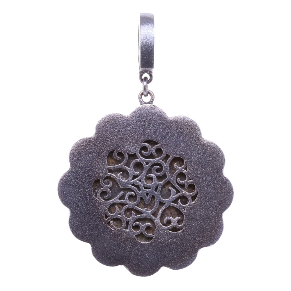 Image 2 for 15-16th C. Flower shaped Artifact Pendant
