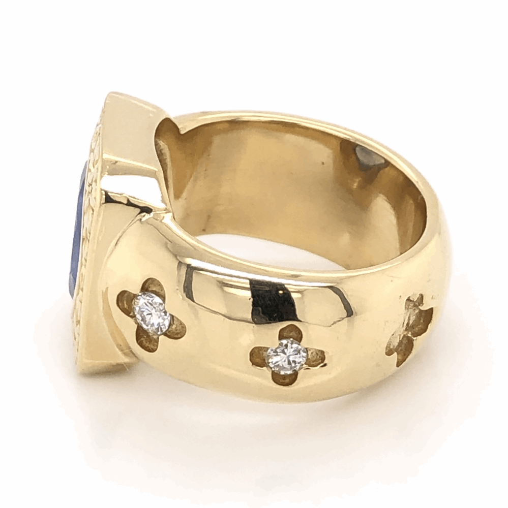 Image 2 for 18K Yellow Gold 1960's 4ct Oval Sapphire & .32tcw Diamond Ring 29.2g, s8.5