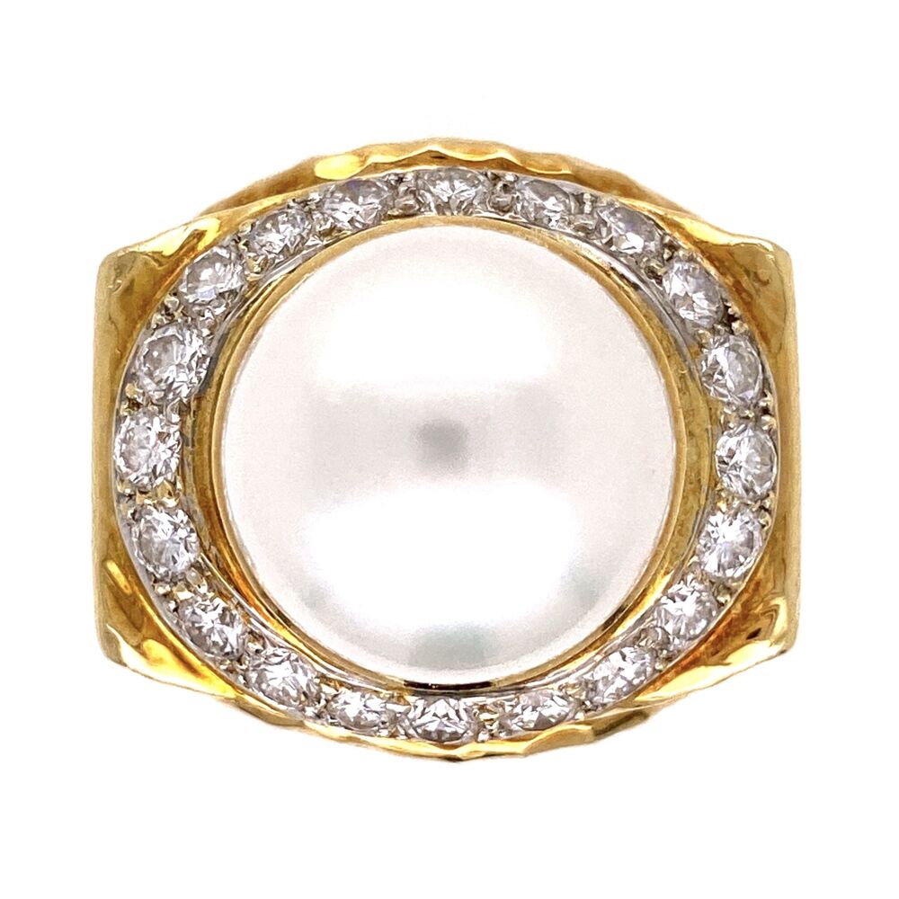 21mm Wide
Sits 17mm off the finger 18K Yellow Gold Hammered 14mm Pearl & 1.50tcw Diamond Ring 26.3g, s7