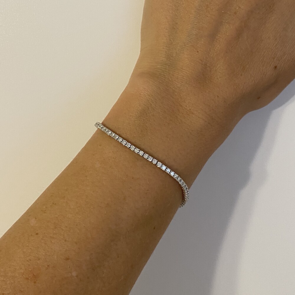 Image 2 for 14K WG Straight Line Diamond Tennis Bracelet 2.67tcw, 7"