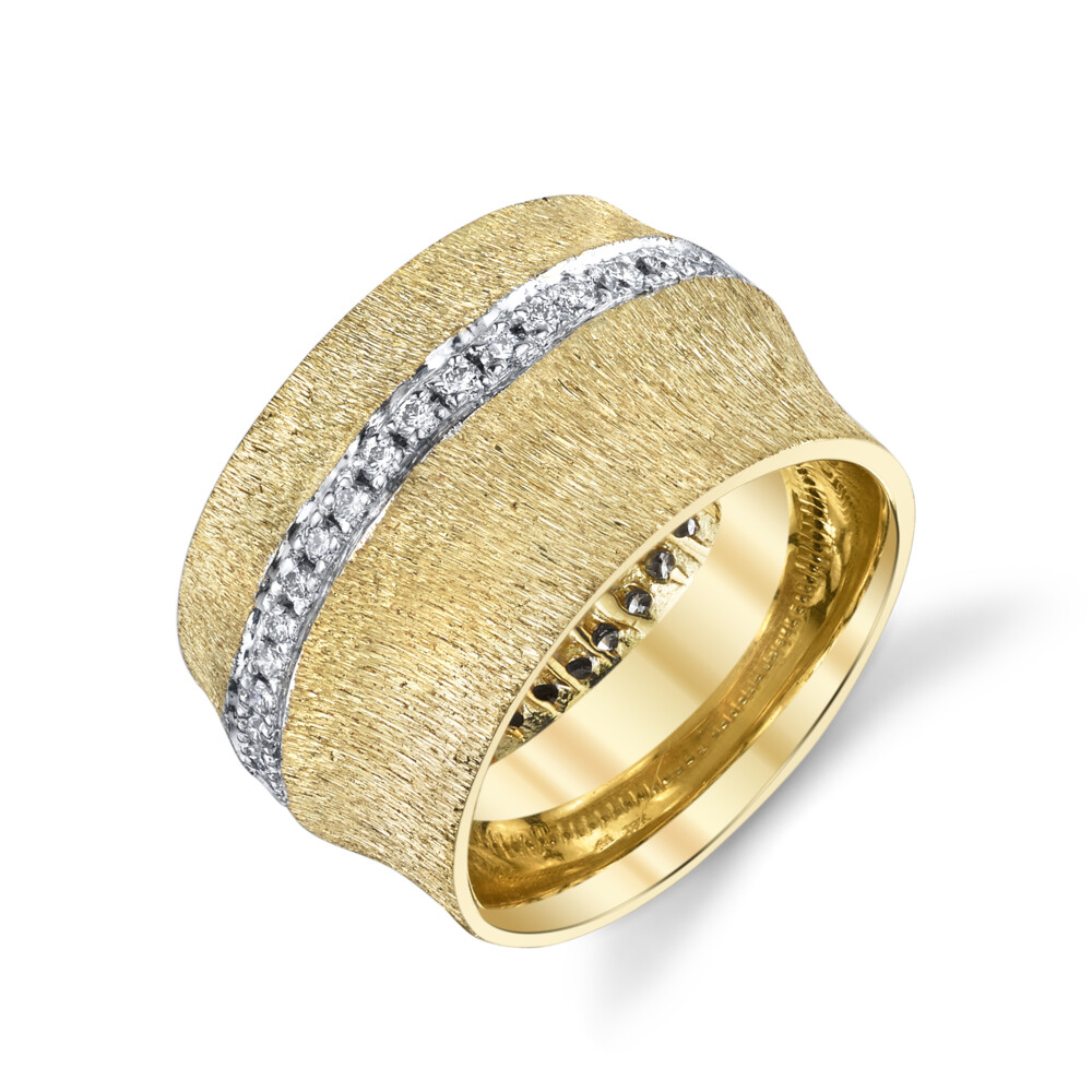 This eye-catching 19K yellow gold ring brought to you by Aaron Henry Designs brings heart-stopping elegance. It features an attention-grabbing wide bamboo design and 0.50 carat diamonds. Bamboo Ring With Diamonds