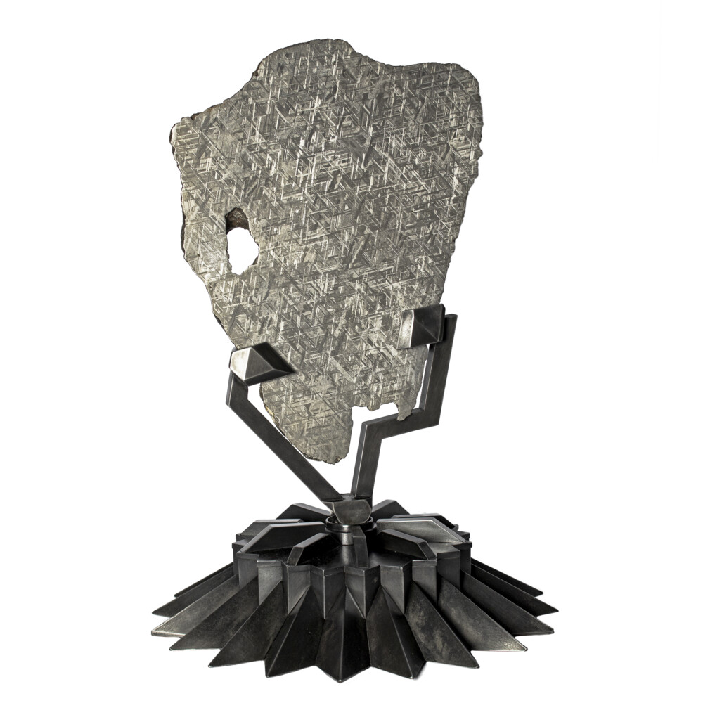 <font size="4">Muonionalusta Meteorite End Cut On Custom Rotating Stand</font> Muonionalusta Meteorite End Cut On Custom Rotating Stand