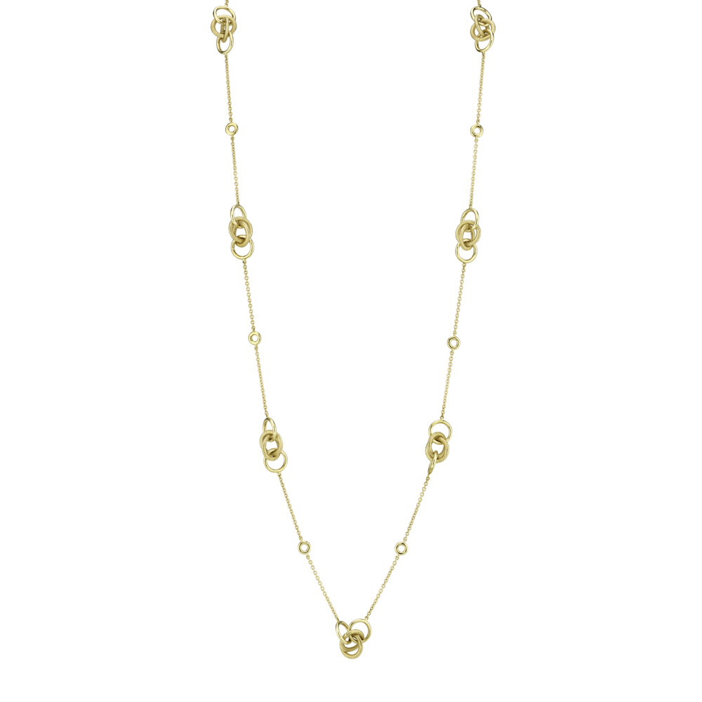 SLOANE STREET TRIPLE CLUSTER LINK STATION LAYERING CHAIN AT 36” IN LENGTH. THIS VERSATILE CHAIN CAN BE WORN LAYERING WITH OTHER CHAINS FOR A STACKED-UP LOOK OR ON ITS OWN TO ELEVATE ANY OUTFIT. FOR EXTRA FLEXIBILITY, THE LOBSTER CLASP CLOSURE ALLOWS FOR DOUBLING UP AROUND THE NECK OR WRAPPED AROUND THE WRIST. Long Chain With Strie And Hi Polsh Link Stations