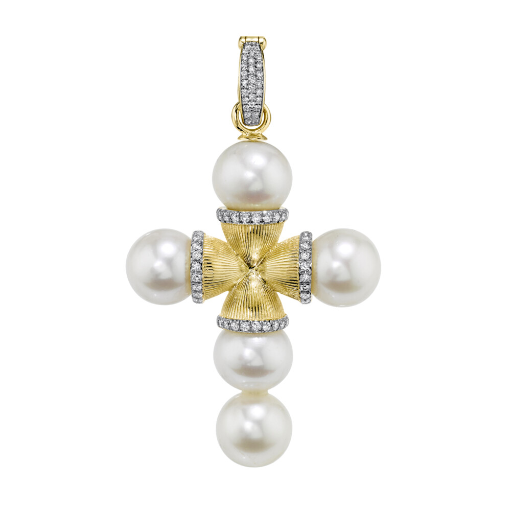 SLOANE STREET WHITE PEARL CROSS PENDANT IN 18K YELLOW GOLD FEATURING FIVE 11MM WHITE FRESH WATER PEARLS WITH BRILLIANT LUSTER AND A STARBURST DESIGN IN OUR IRONIC STRIE TEXTURE SET OFF WITH PAVE DIAMOND COLLARS. THE PAVE OPENABLE BALE MAKES THIS A VERY VERSATILE PIECE THAT CAN BE WORN AS CHOCKER OR ON A LONG GOLD CHAIN. Large Pearl Cross Pendant With Pave Diamonds