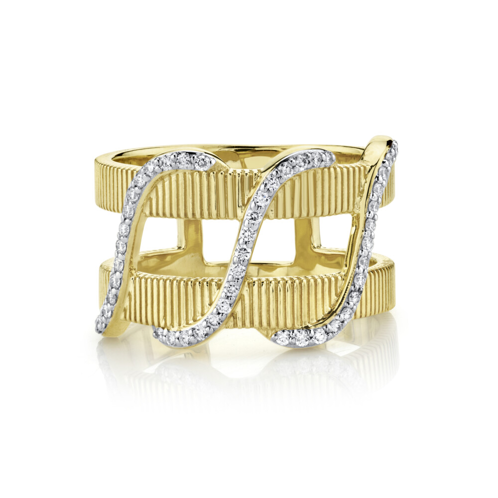 SLOANE STREET TWO ROW STRIE BAND RING IN 18K YELLOW GOLD FEATURES BRILLIANT WHITE DIAMOND WRAPS INTERSECTING THE SIGNATURE STRIE BANDS. THE WRAP DESIGN IS FROM OUR AWARD-WINNING CAGE COLLECTION AND CREATES AN ICONIC AND UNIQUE LOOK FOR AN EVERYDAY RING WITH A TWIST. Diamond Wrap Double Row Ring