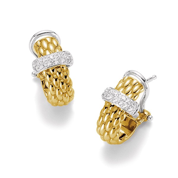 From the Fope Vendome collection, stunning earrings in 18k Yellow Gold with a 18k white gold & diamond Fope decal. The total diamond weight is 0.20cts. Fope is an international goldsmith based in Vicenza, Italy. Founded in 1929, Fope is an innovation-orientated brand which offers quality, style and precision in each of its custom-made designs. 18k Gold Vendome Earrings with Diamonds OR560 BBR