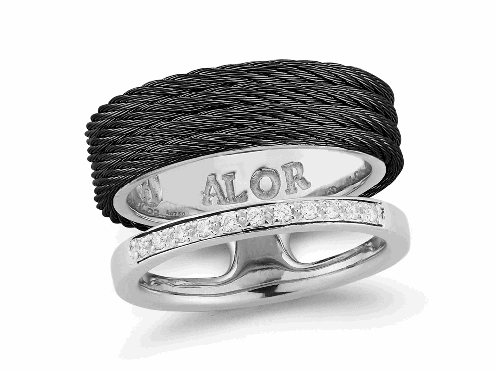 Black cable, 18 karat White Gold, 0.09 total carat weight Diamonds and stainless steel. Imported.
02-52-0472-11