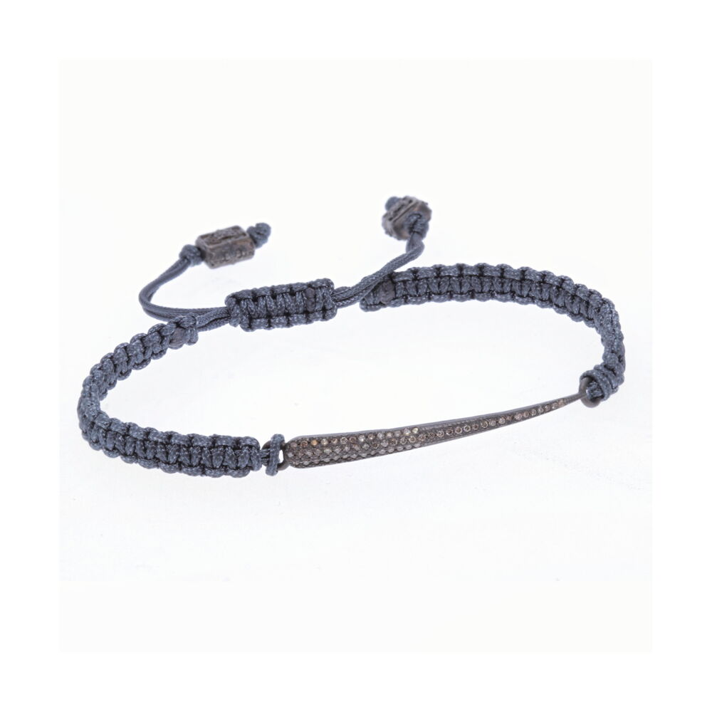 This Old World Collection from Armenta features a gunmetal braided cord with a 41 mm champagne pave diamond bar. Braided Diamond Bracelet