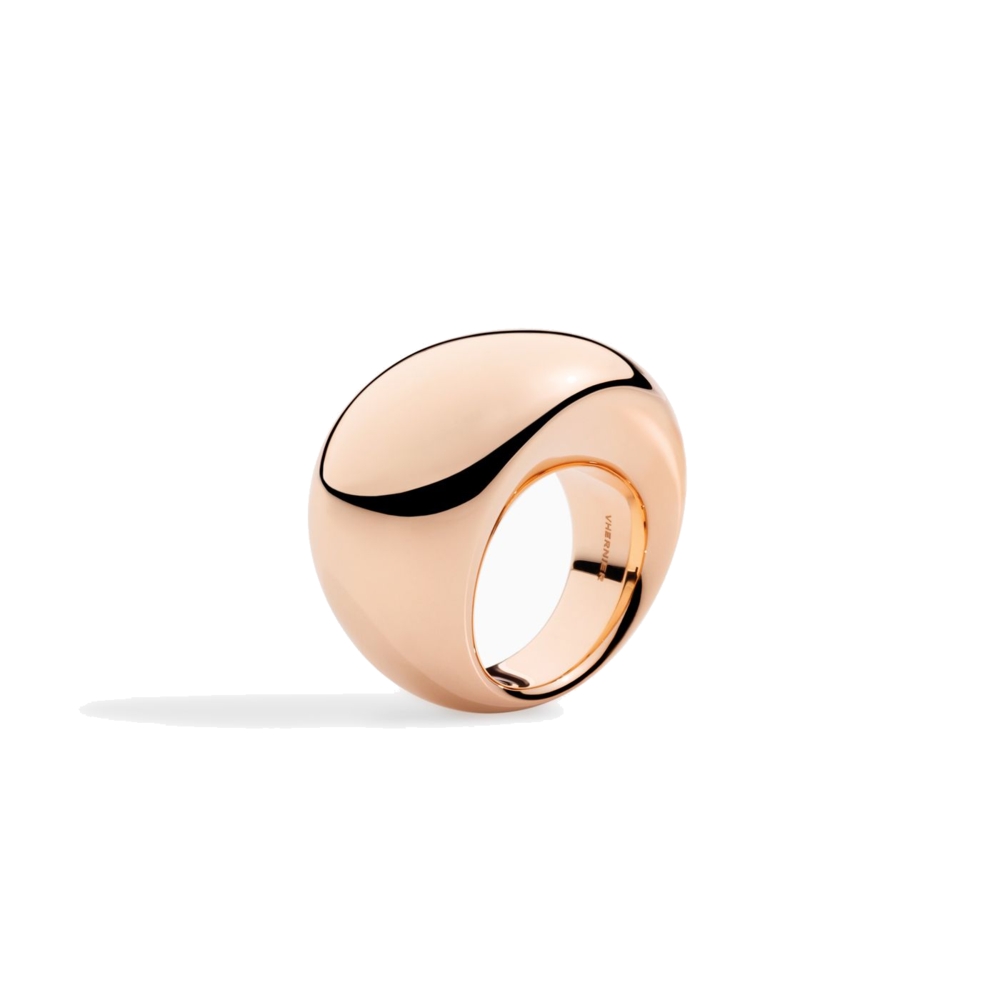 Simple and avant-garde, the Pirouette is an icon. Cut at an angle and curved on top, this rose gold band ring is a symbol of Vhernier's exceptionally inventive and unconventional expertise. PIROUETTE RING