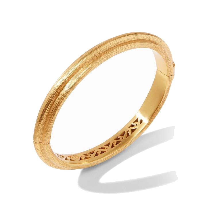 This 24k plate bracelet is a perfect match to any outfit. Barcelona Hinge Bangle