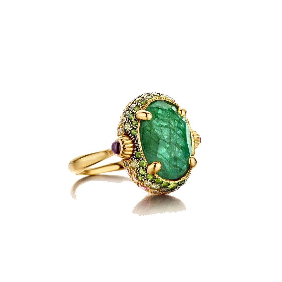 With this ring, a simple rotation is all you need to see not one but two different settings. On one side is a stunning Green Labradorite with Rocca Crystals, a quick turn reveals a pavè of pink sapphires, amethysts, green sapphires, and tsavorites. Any light will make this luxurious ring dance. Dancing Reverse Ring - Green/Pink