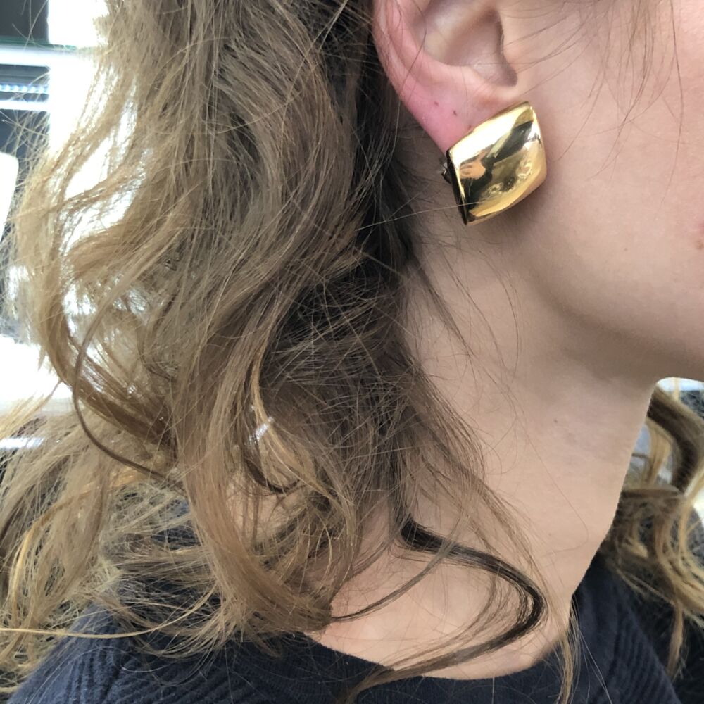 Image 2 for 18k Rose Gold Vhernier Earclips
