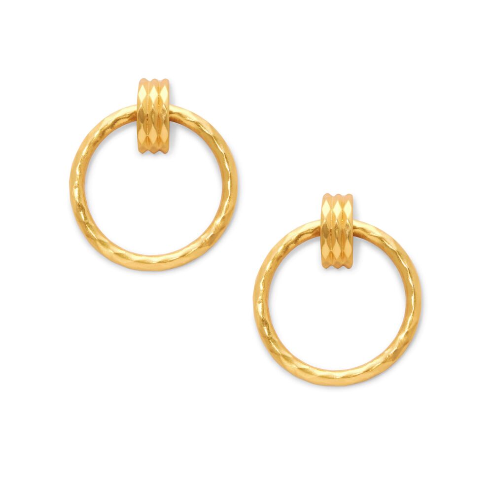 24k gold plated Savannah door knocker clip on earrings. Perfect for every occasion, these classic earrings can go with pretty much everything. Savannah Door Knocker
