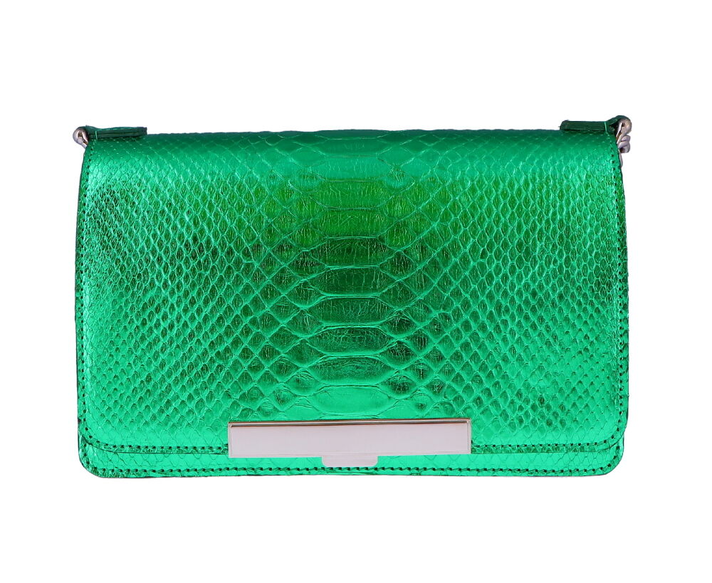 LaNae’s Chain Bag is an over the shoulder, crossbody chain bag made from genuine Python leather. Proudly handcrafted in the United States by 3rd generation artisans, all edges are hand painted, the interior is lined with garment quality suede and is detailed with Italian palladium hardware. Each luxury bag is one of a kind and especially made for you to stand out against the crowd! Contact the store for additional photos. Emerald Green Python Chain Bag
