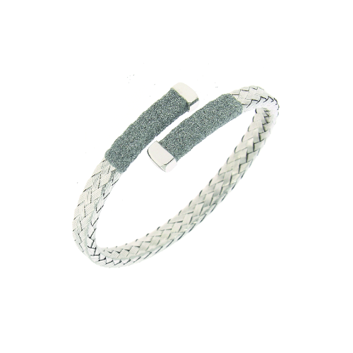 This crossover braided light grey polvere cuff bracelet is featured in a rhodium. This bracelet is perfect for those who love to stack bracelets. Although it can also be worn alone for a dressed up casual look. Crossover Braided Polvere Cuff Rhodium Light Gray Polvere